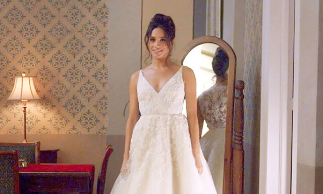 HVIT BRUD: Meghan Markle viste seg i brudekjole under innspillingen av «Suits». Foto: USA Network HVIT BRUD: Meghan Markle viste seg i brudekjole under innspillingen av «Suits». Foto: USA Network